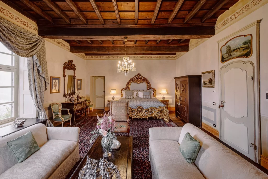 Venetian Suite - Castello di Casalborgone luxury Italian castle hotel