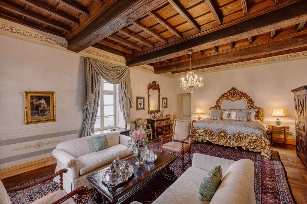 venetian suite